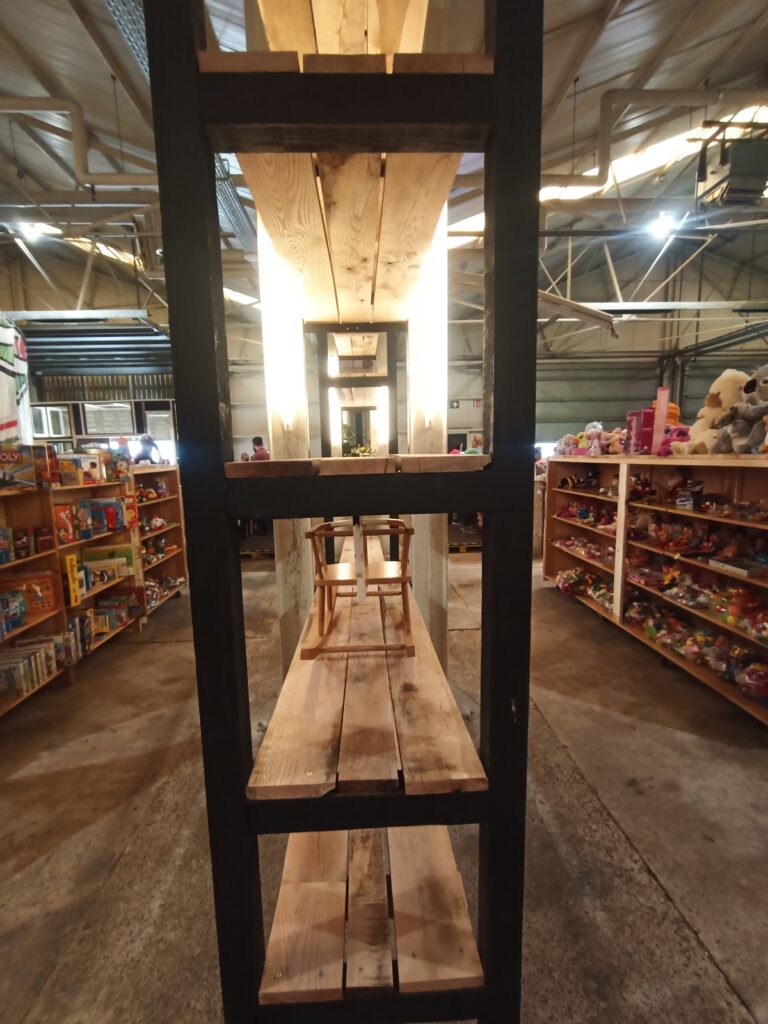 1811CA83-0F96-4254-A22B-C9ED5517A395